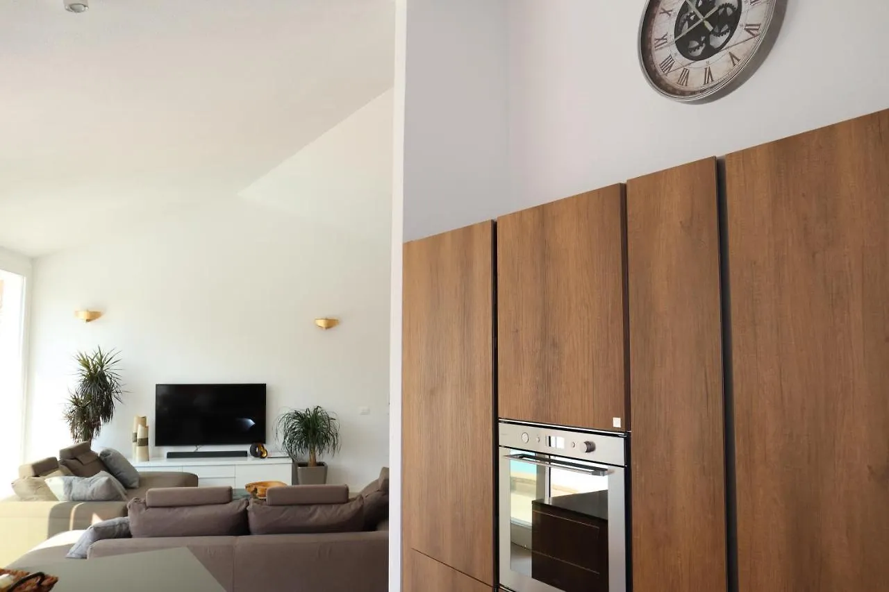 Holiday home Neues Haus Mit Beheiztem Pool Villa Brunella