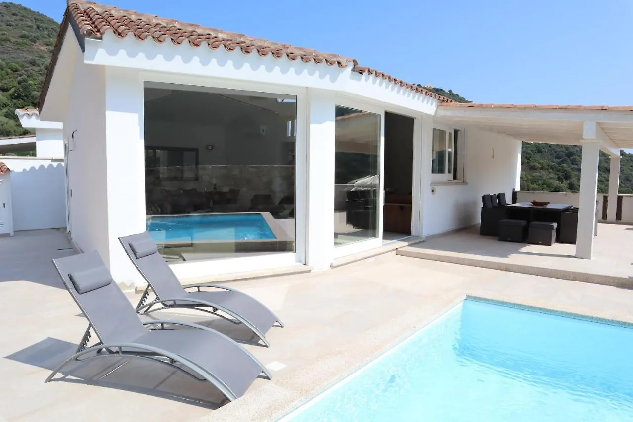 Neues Haus Mit Beheiztem Pool location