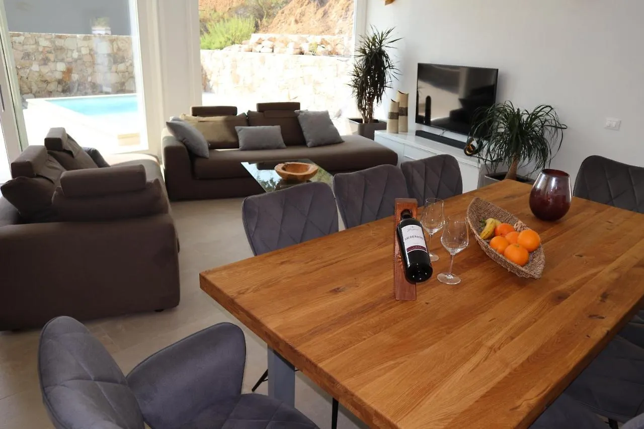 Neues Haus Mit Beheiztem Pool Villa Brunella